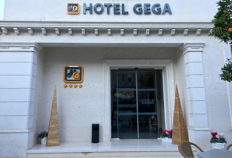 Hotel Gega Берат Экстерьер фото