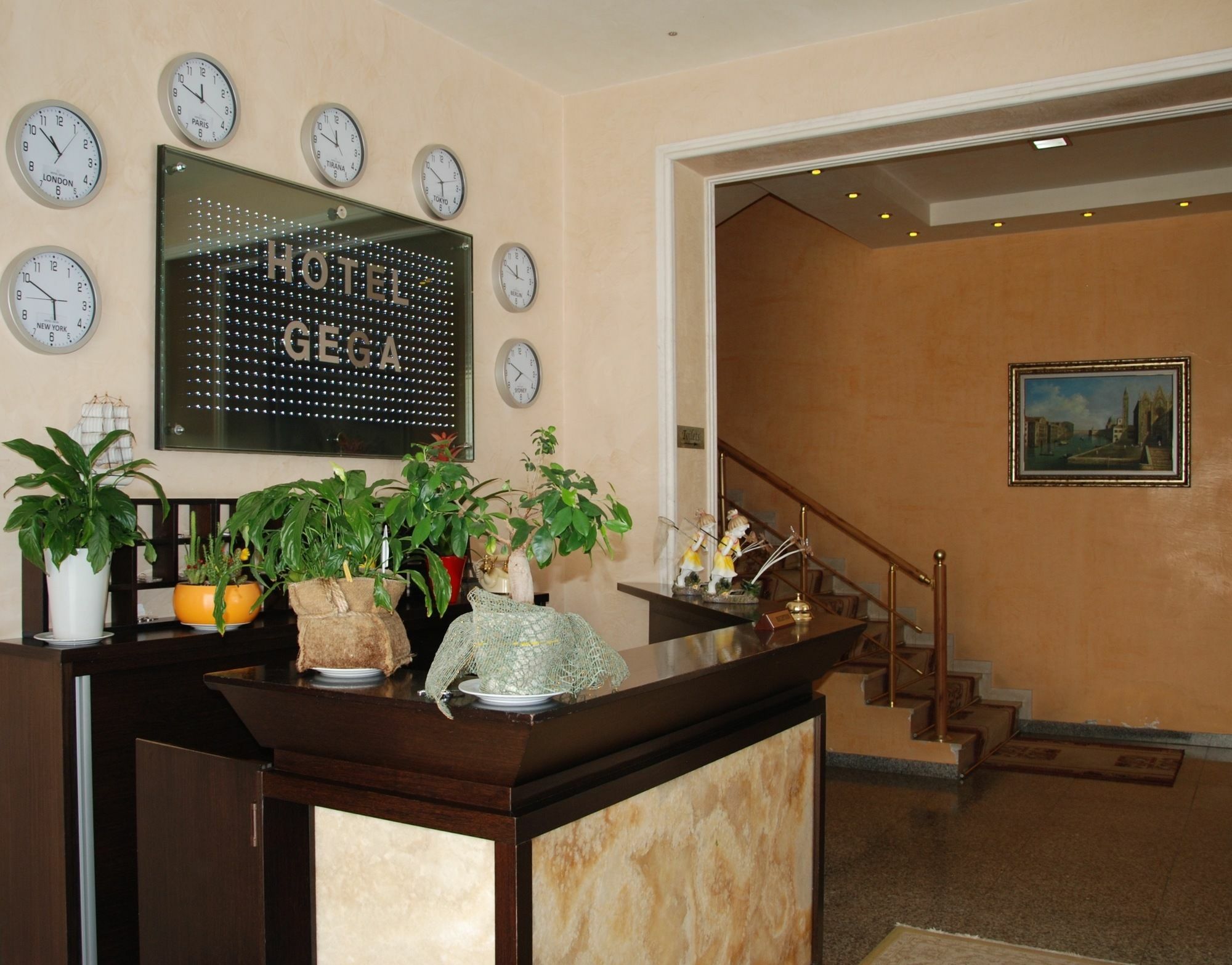 Hotel Gega Берат Экстерьер фото